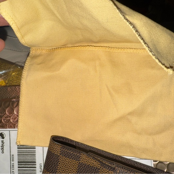 Louis Vuitton Brown Checkered Wallet - Picture 14 of 16